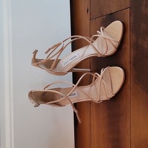 Steve Madden Nude Heels, Size 8